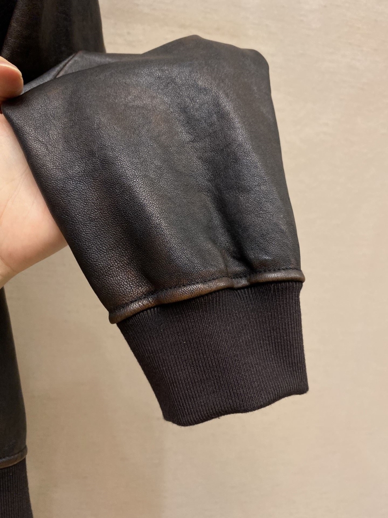 Pra*a outwear